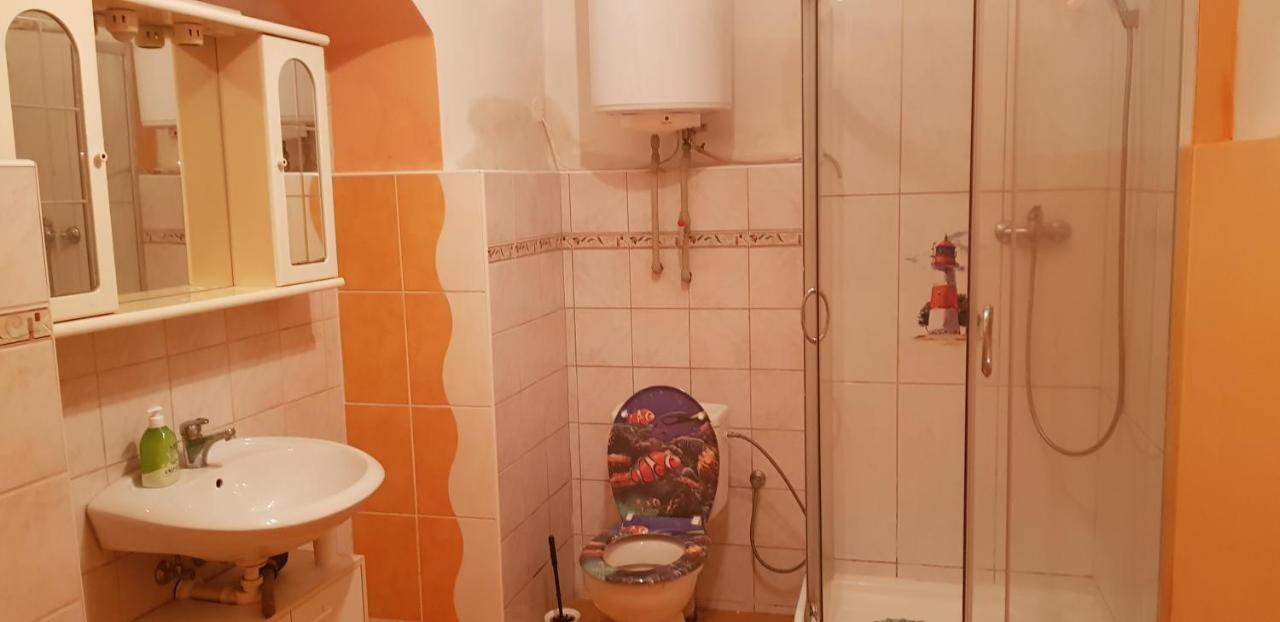 Apartman Namesti Horní Blatná Extérieur photo